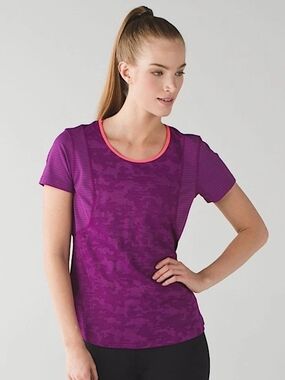 Lululemon Run For Days Short Sleeve Camo Mesh Breathable Shirt Regal Plum